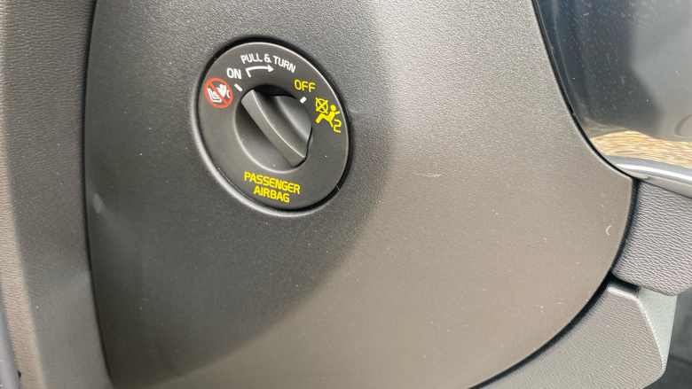 Volvo XC60 2.0 B5P Plus Dark 5dr AWD Geartronic Petrol Estate